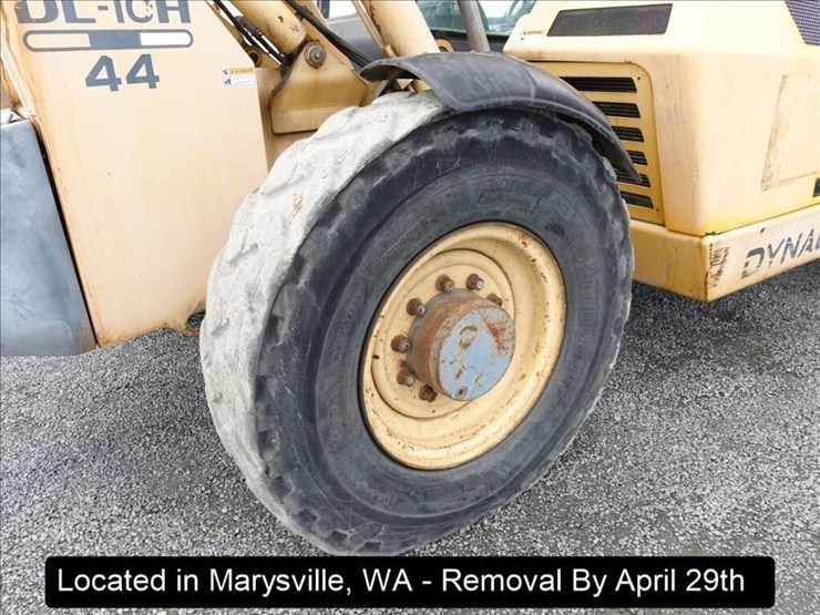 2006-gehl-dl10h44-image-19