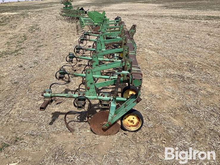 john-deere-6-image-4