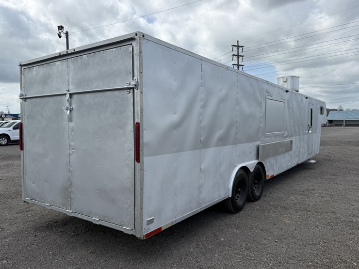 #3004-•-2003-40'-gooseneck-concession-trailer-image-3