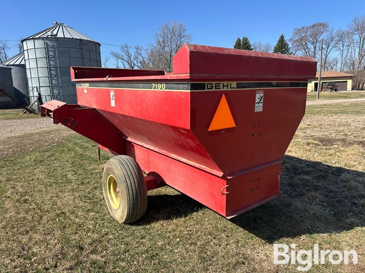 gehl-7190-image-7