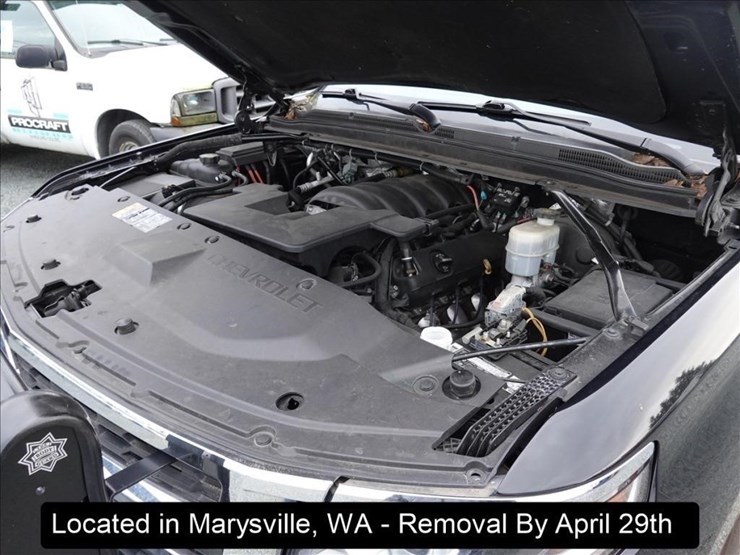 2017-chevrolet-tahoe-image-24