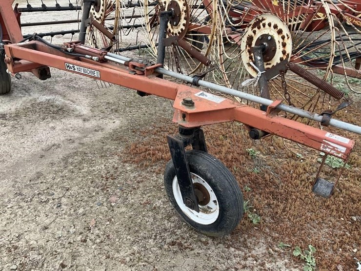 h-&-s-hay-machine-ii-image-13