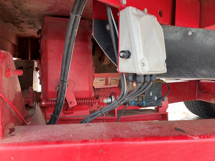 2021-meyer-f815-image-17