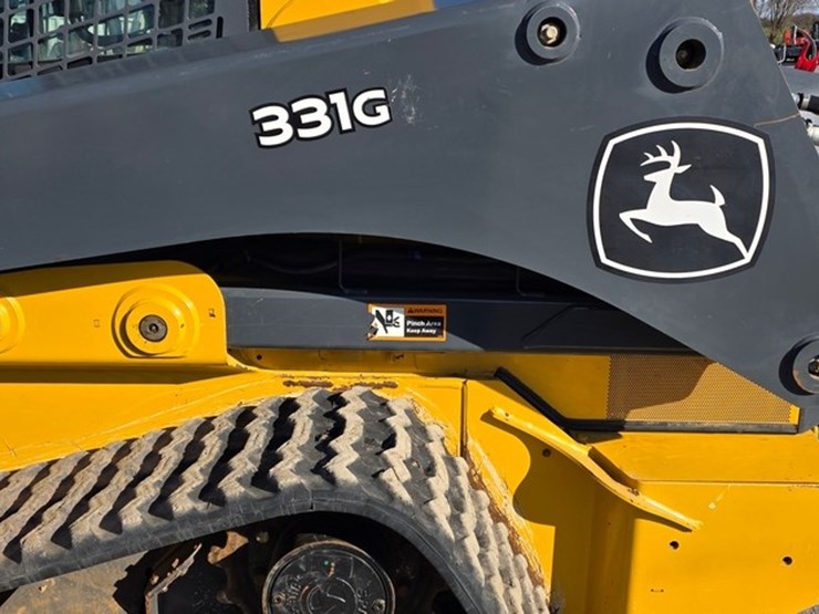 2023-deere-331g-image-25