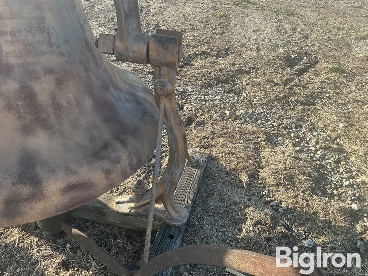 cast-iron-bell-image-13