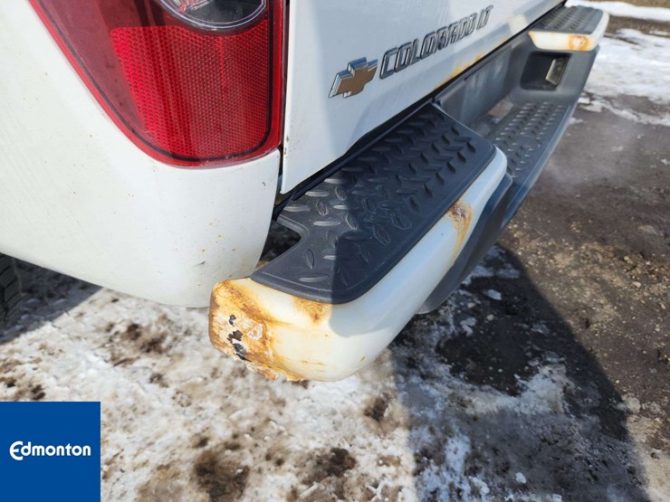 2012-chevrolet-colorado-image-35