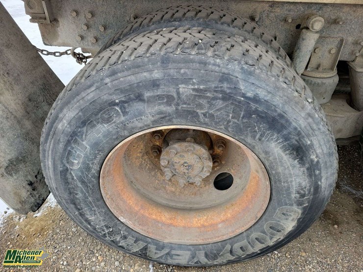 2009-international-workstar-7500-image-12