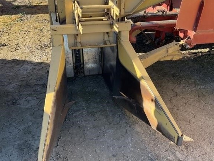 new-holland-1095-image-7