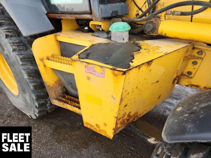 2014-deere-410k-image-35