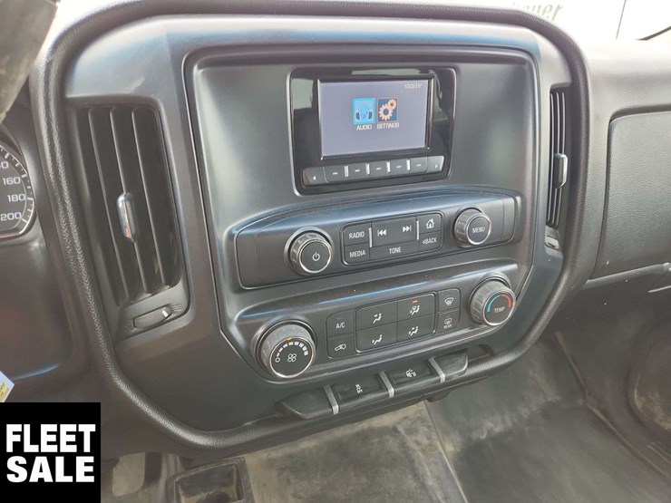 2014-chevrolet-silverado-1500-image-21