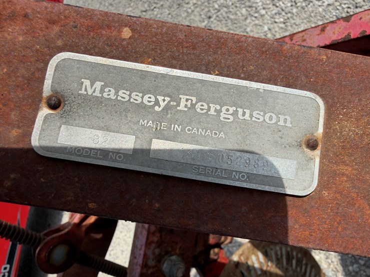 massey-ferguson-82-image-2