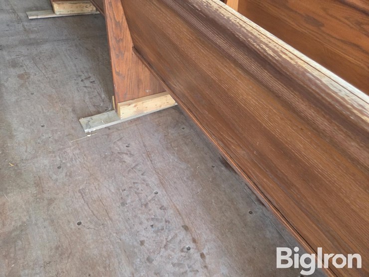 church-pews-image-17