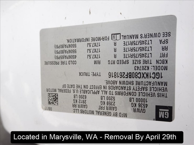 2011-chevrolet-3500-image-17