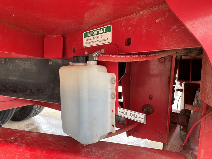 2021-meyer-f815-image-36