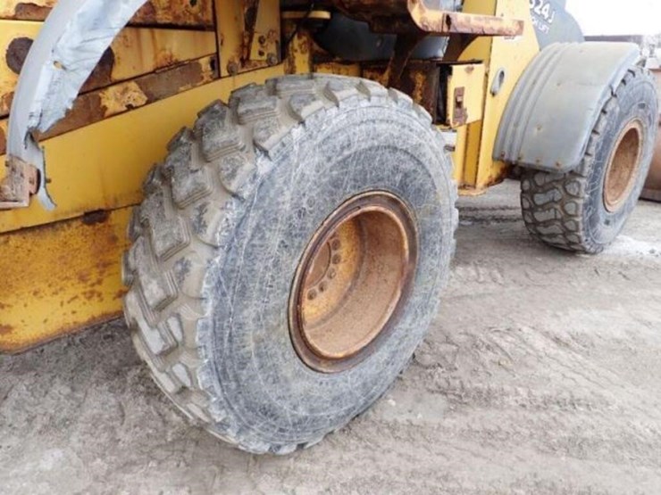 2006-deere-624j-image-45