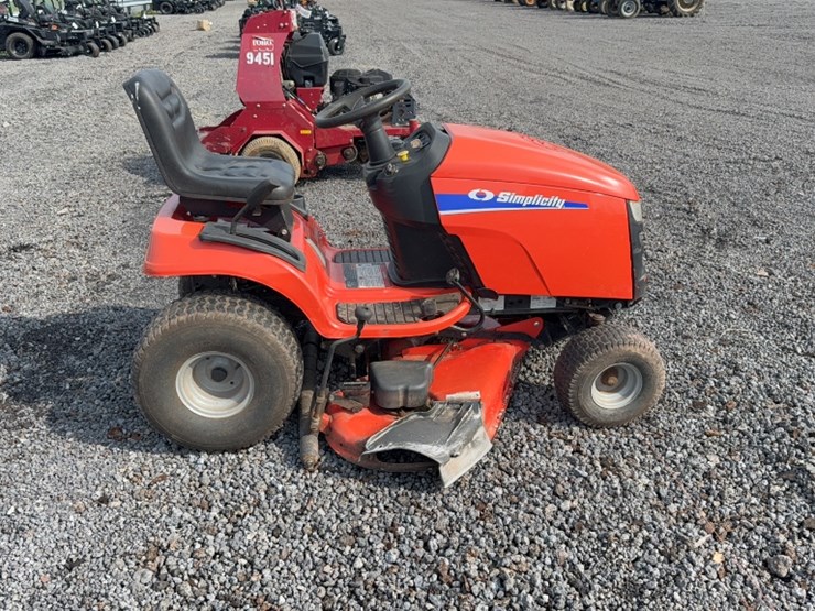 #4098-•-simplicity-riding-mower-image-4