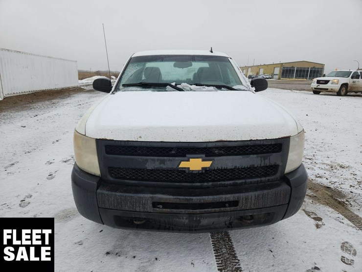 2013-chevrolet-silverado-1500-image-9