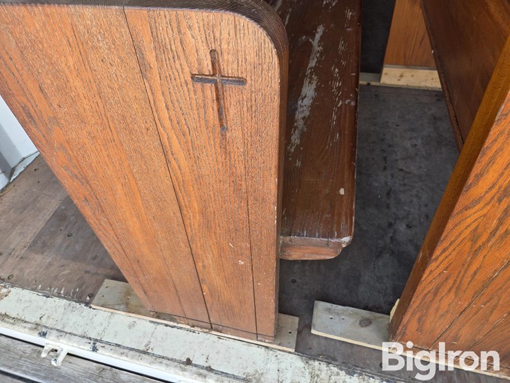 church-pews-image-15