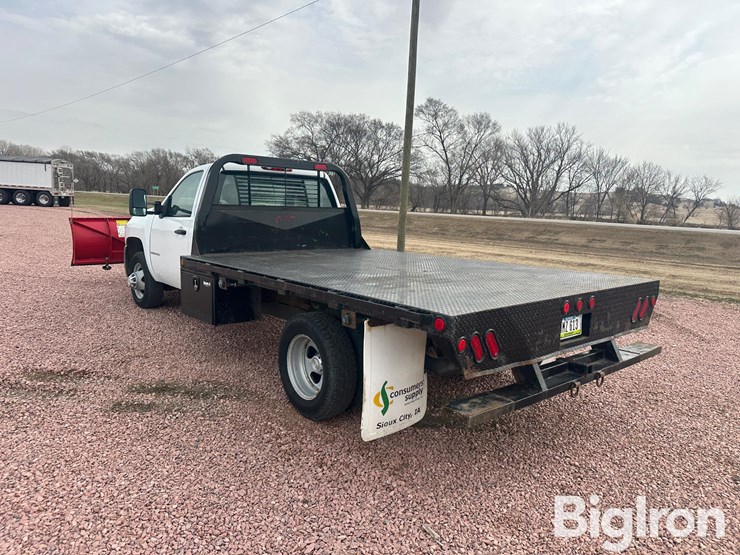 2010-chevrolet-3500-image-8