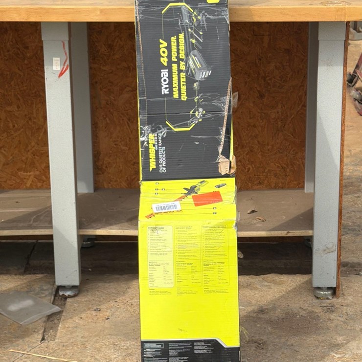 RYOBI 26 INCH 40 V CORDLESS HEDGE TRIMMER KIT