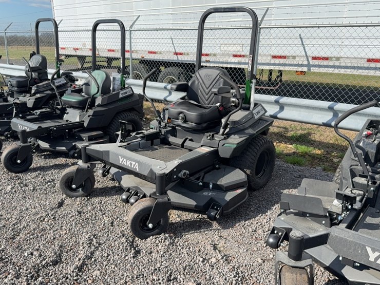 #4076-•-yakta-yxr-710-zero-turn-mower-image-1
