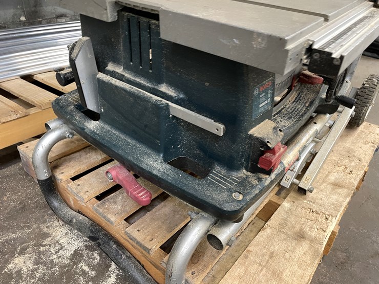 #2554-•-bosch-table-saw-(columbia-heights,-mn)-image-10