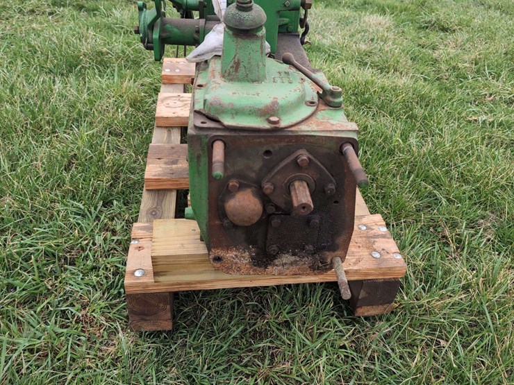 john-deere-tractor-transmission-assembly-image-3