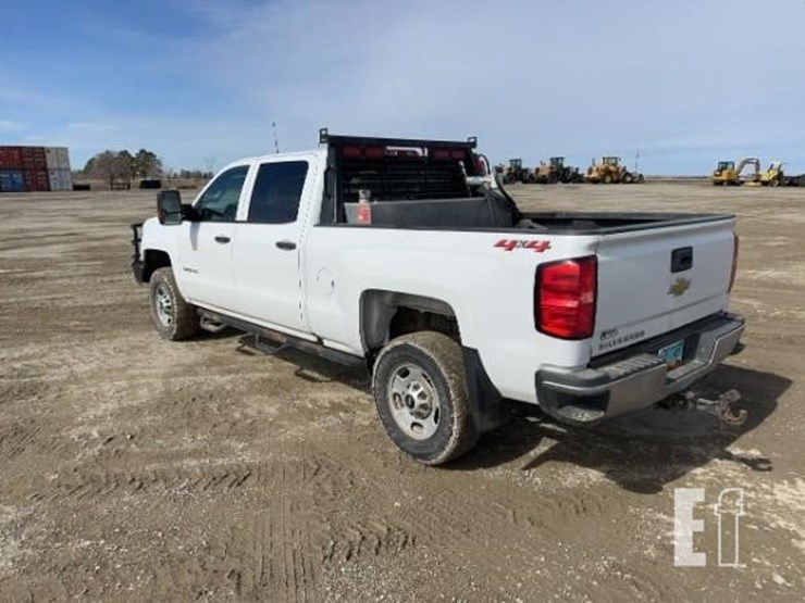 2019-chevrolet-2500-image-6