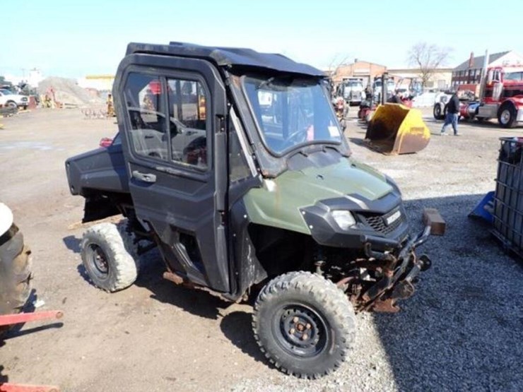 2016-pioneer-4x4-image-3