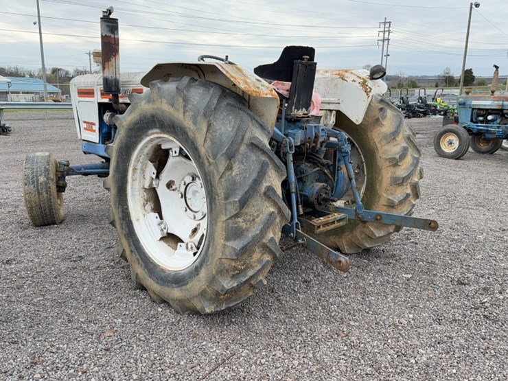 #3049-•-agri-power-9000-tractor-image-9