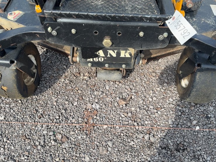 cub-cadet-m60-image-4