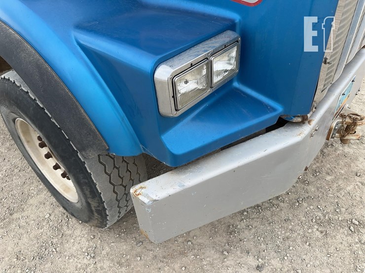 1998-kenworth-t800-image-29