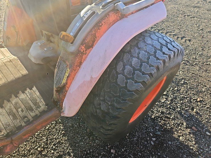 kubota-b2400-image-11