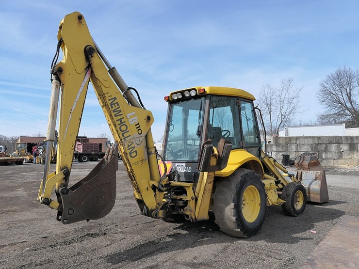 2002-new-holland-lb110-image-2