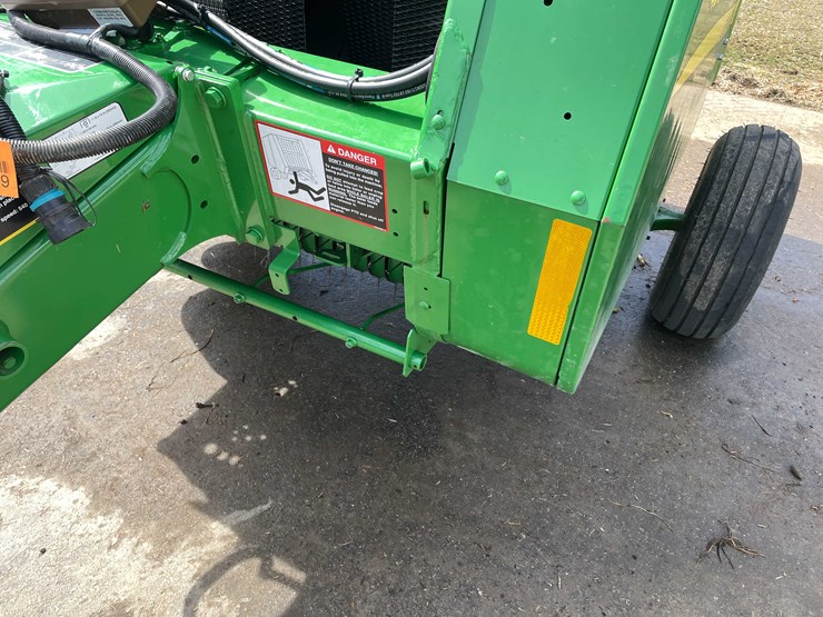 #142-•-john-deere-round-baler-(stoughton,-wi)-image-12