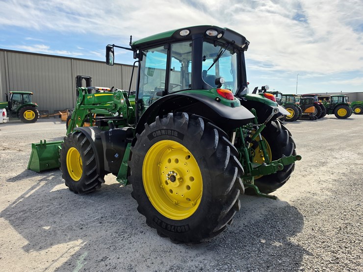 2023-john-deere-6130m-image-15