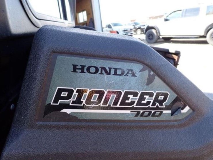 2016-pioneer-4x4-image-9