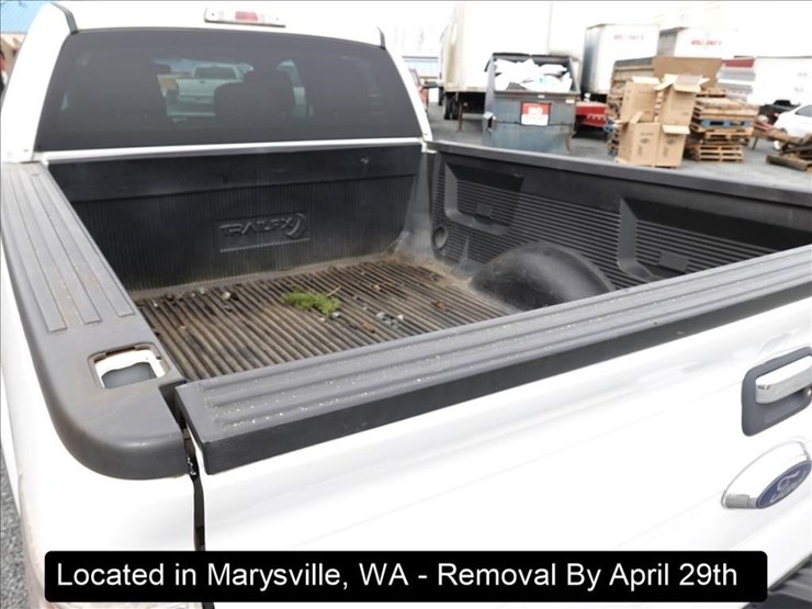 2012-ford-f150-xl-image-25