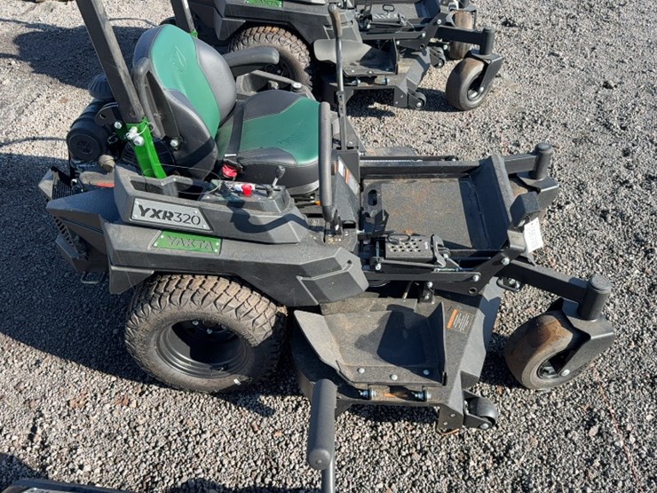 #4050-•-yakta-yxr-320-zero-turn-mower-image-7