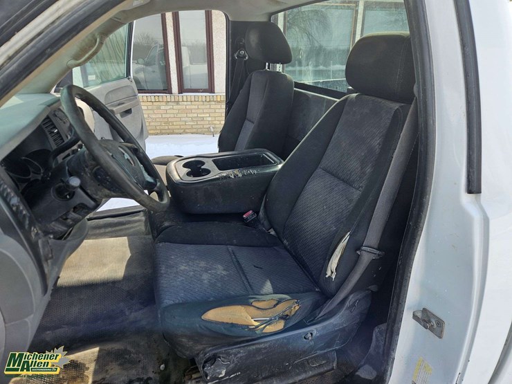 2010-chevrolet-silverado-1500-image-15