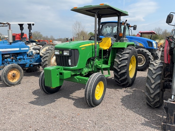 john-deere-5065e-image-1