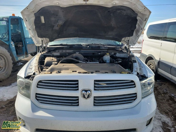 2013-dodge-1500-image-29