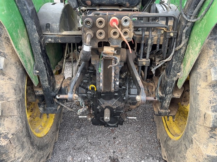 john-deere-4720-image-12