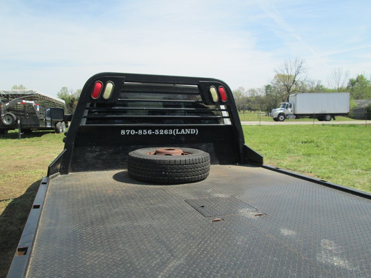 2011-dodge-3500-image-11