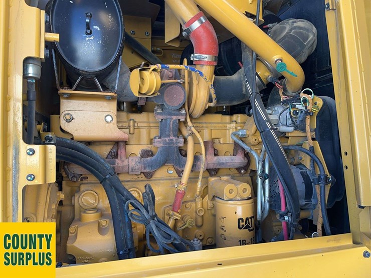 2018-caterpillar-160m-image-24