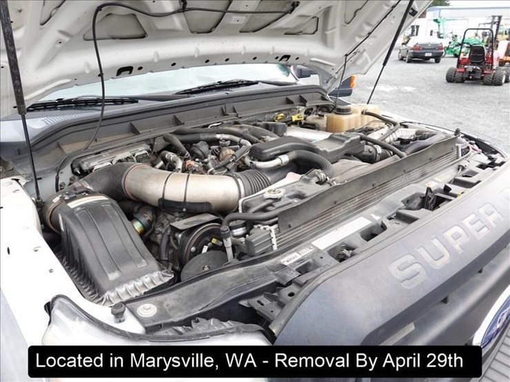 2011-ford-f550-image-12