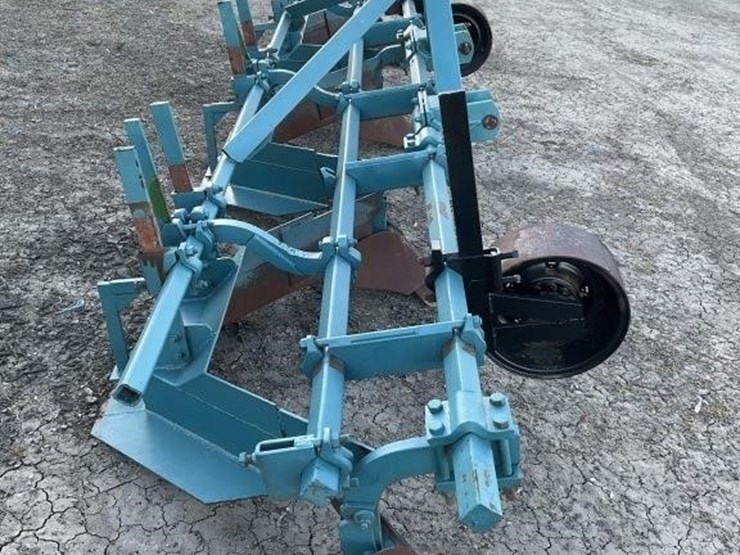 custom-3-pt-3-row-60"-furrow-bar-image-4