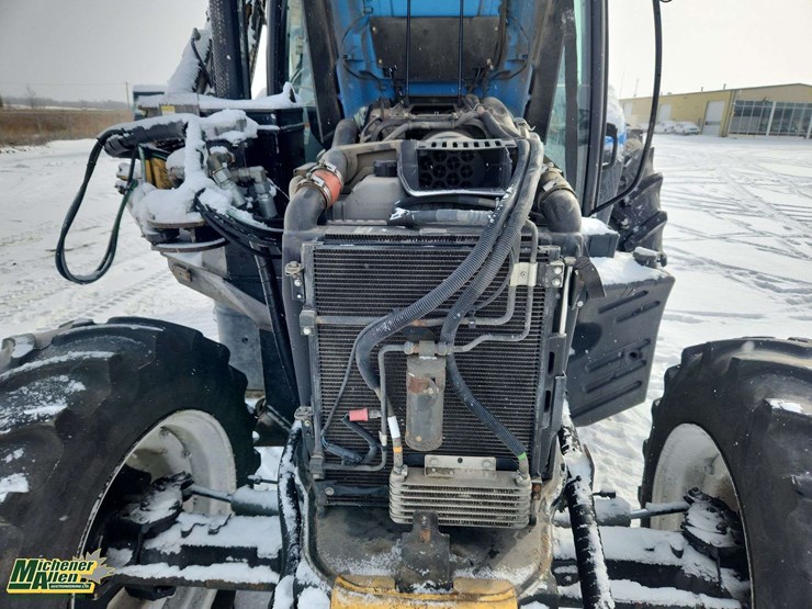 2015-new-holland-t6.155-image-28