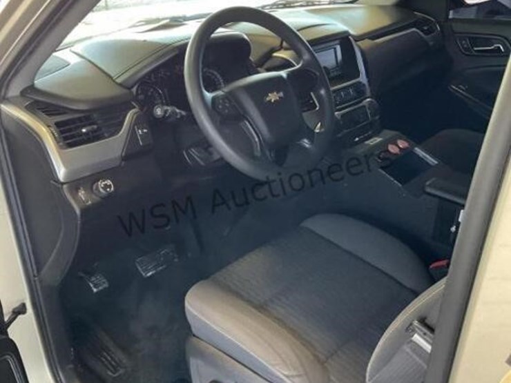 2015-chevrolet-tahoe-image-20