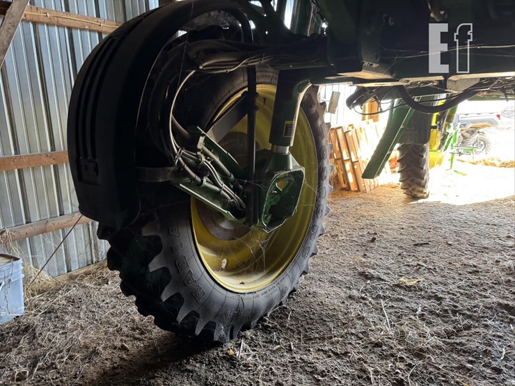 2005-john-deere-4720-image-16